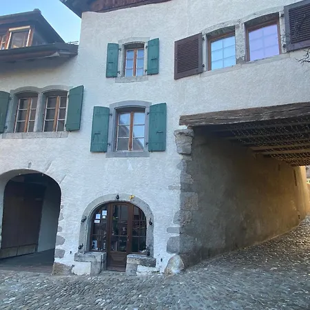 Avec Vue Sur Le Chateau D'aigle Apartment *
